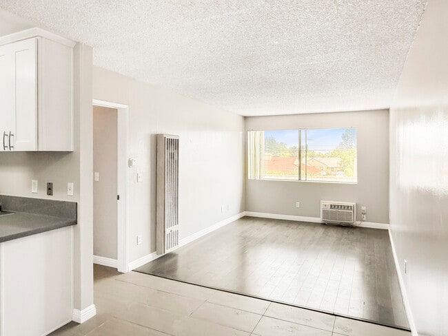 Photo - Pacific Rosemead Apartments