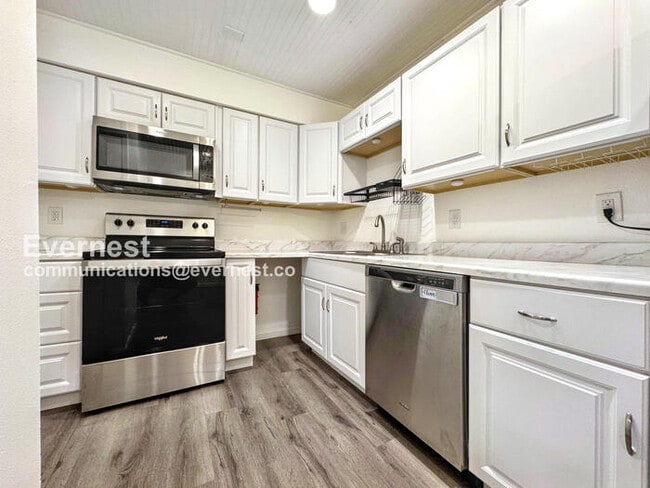 Photo - 5300 E Cherry Creek S Dr Unit APT 1403