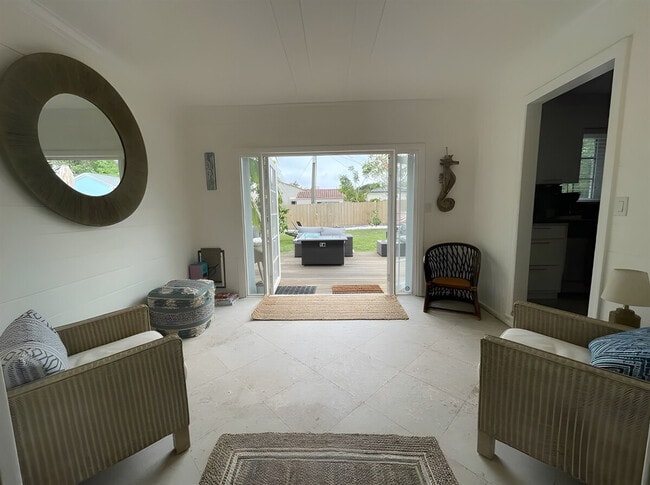 Photo - 430 45th St Unit ID1065705P