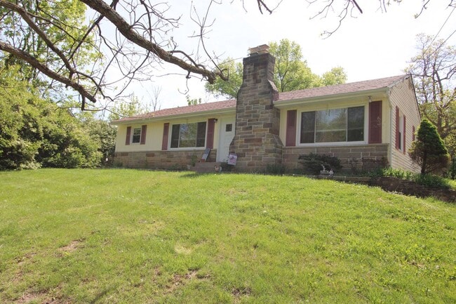 Building Photo - 3 Bed 1 Bath House