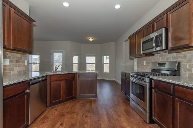 Photo - 4702 Southwind Rd