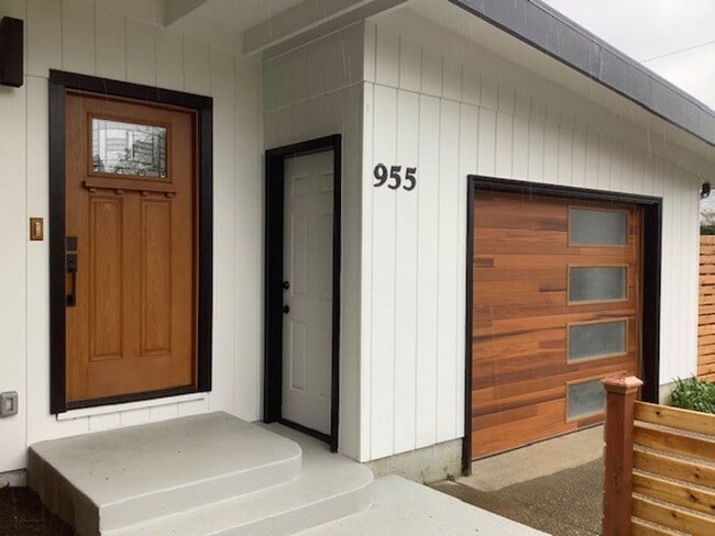 Photo - 2077 Unit 955 Exchange Street