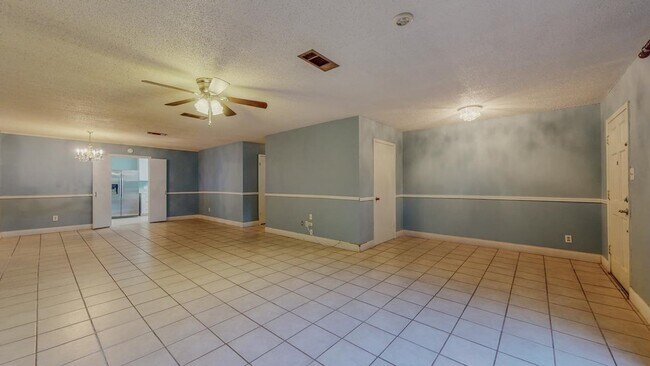 Photo - 349 Pinchback Rd