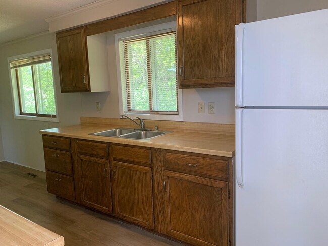 Photo - 1405 Alexander Ave
