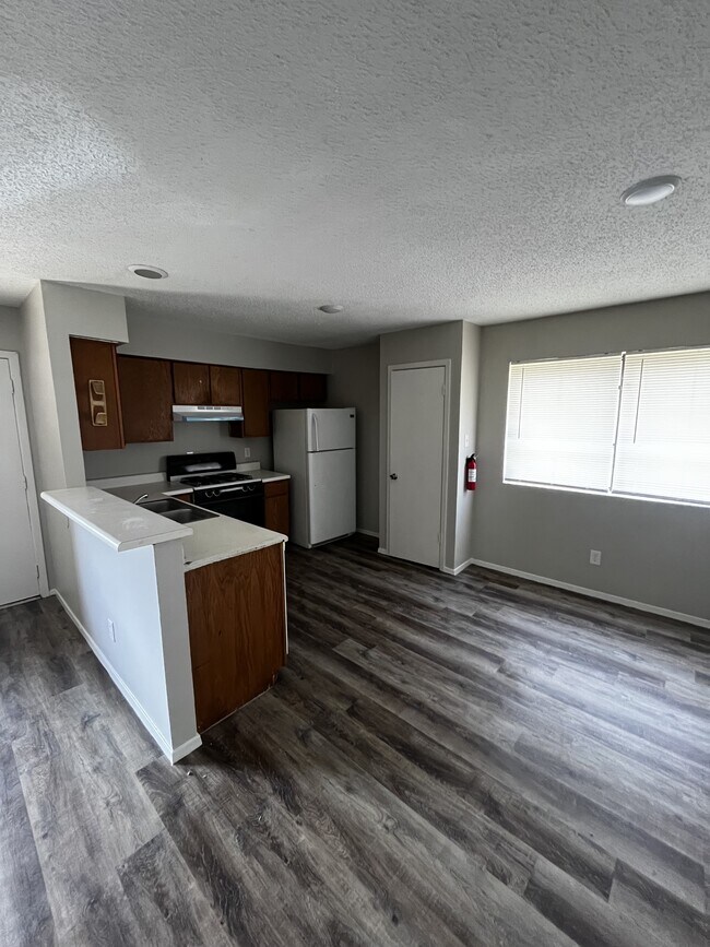 821 Bracewood Cir Unit C