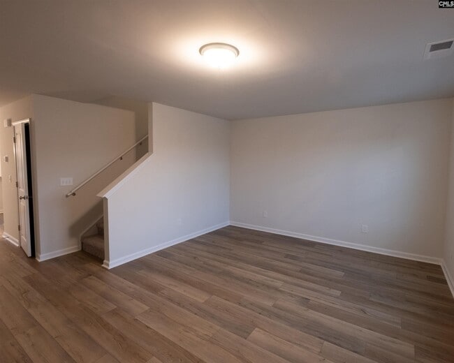 Photo - 484 Dinkins Dr