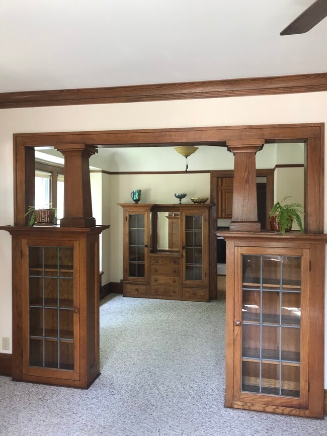 Comedor - 5628 W Washington Blvd