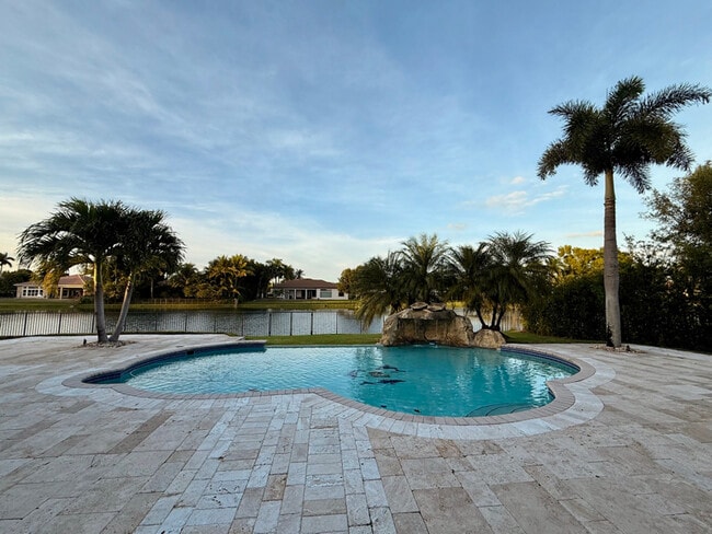 Photo - 15275 SW 38th St