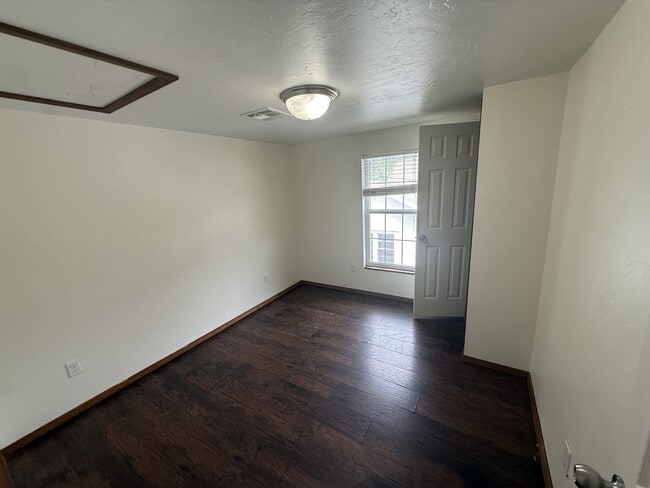 805 E 13th St Unidad 1