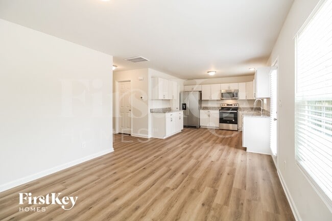 Photo - 718 Ferndale Blvd