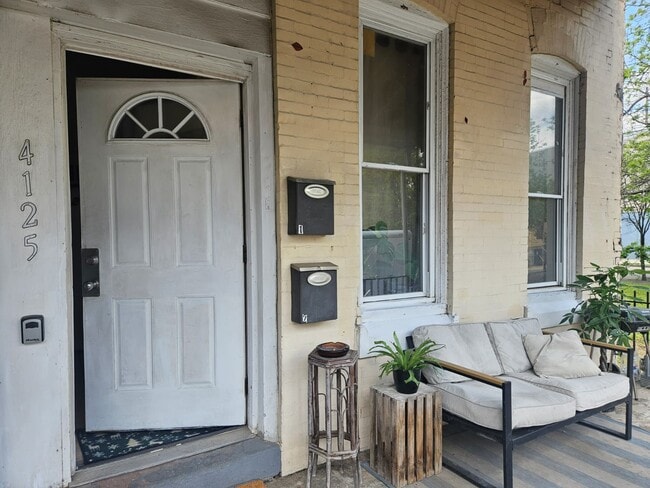Building Photo - 4125 Pennsgrove St Unit 2