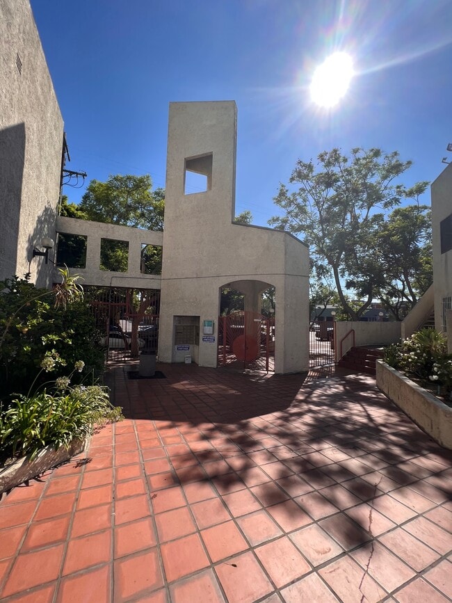 Photo - 1118 Valencia St Unit 311