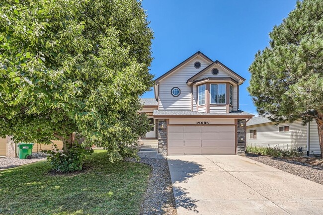 Building Photo - Evolve Real Estate: Fantastic Home with Large Yard Available for Move in on August 2nd