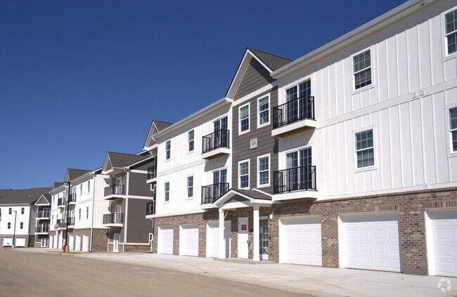 Building Photo - Westgate on Third Rental