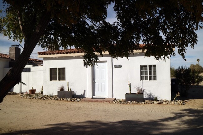 Front - 6432 Smoketree Ave