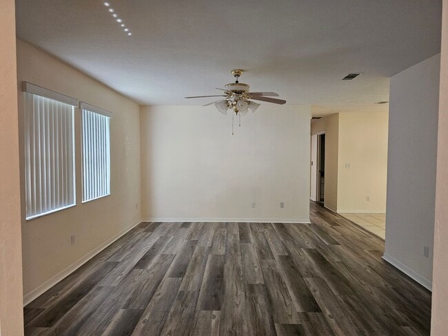 Building Photo - (2/2 Turkey Creek Forest) Rental