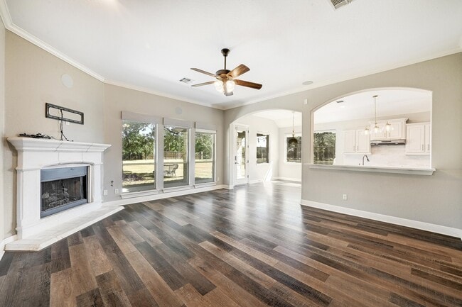 Photo - 577 Shelf Rock Rd