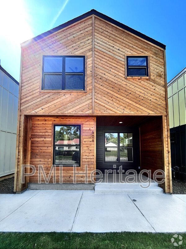 Building Photo - 608 N 6th St Rental