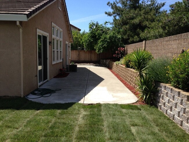 Photo - California Springs