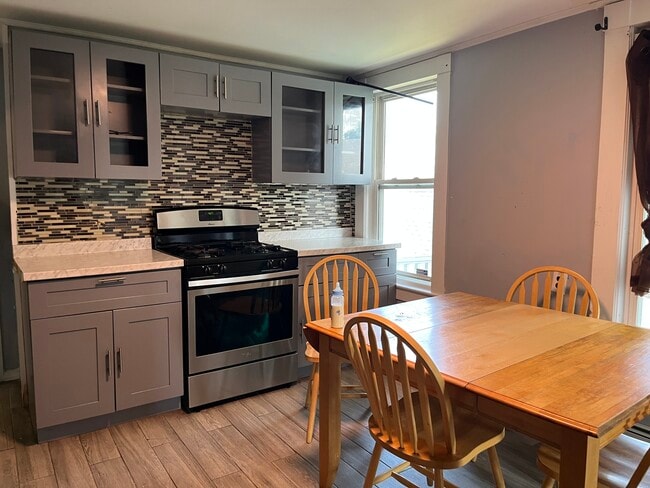 Photo - 15 Gershom Ave Unit 15