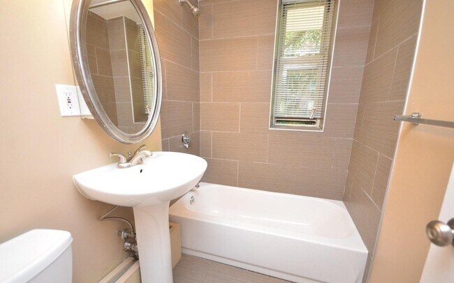 145 Pinckney St Unit 135