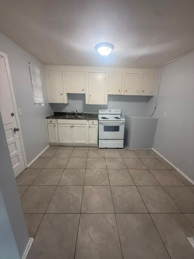 1364 Harrison St Unidad 1