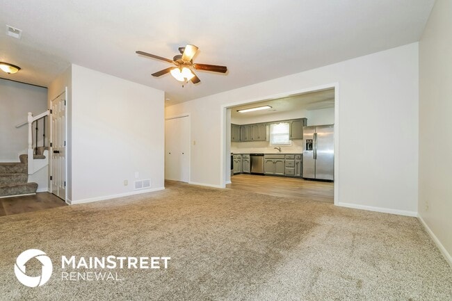 Photo - 303 E 11th St