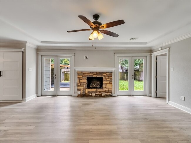 Photo - 612 Orangewood Dr