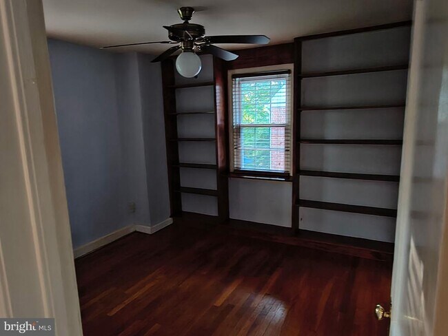 Photo - 9316 Sudbury Rd