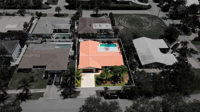 Photo - 2509 NE 35th Dr