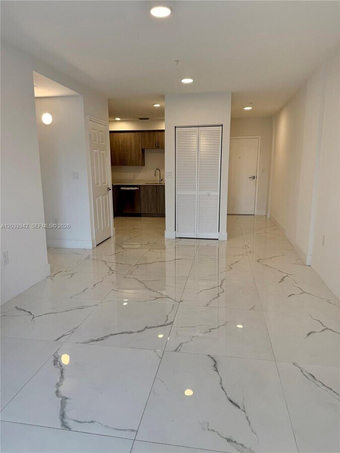 Photo - 11150 NW 82nd St Unit 409