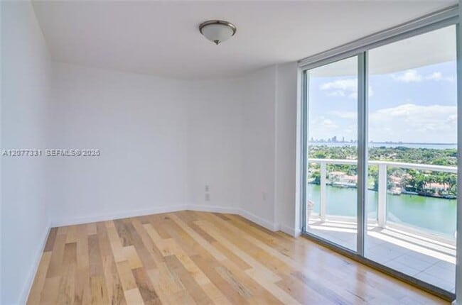 Photo - 5900 Collins Ave