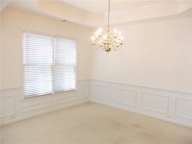 Photo - 2745 Niblick Way