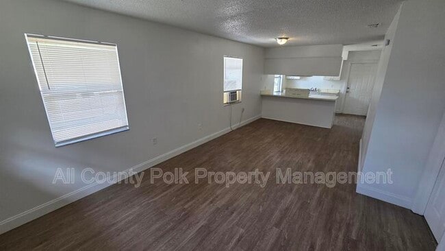 Photo - 522 Pinewood Ave