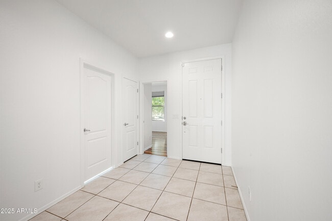 Photo - 2814 W Apollo Rd