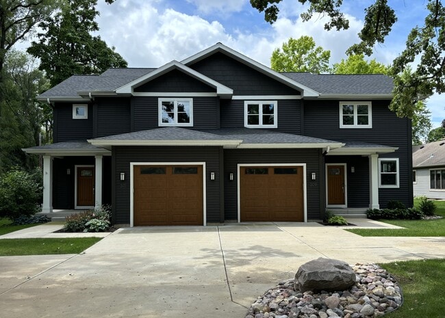 Photo - 311 Femrite Dr