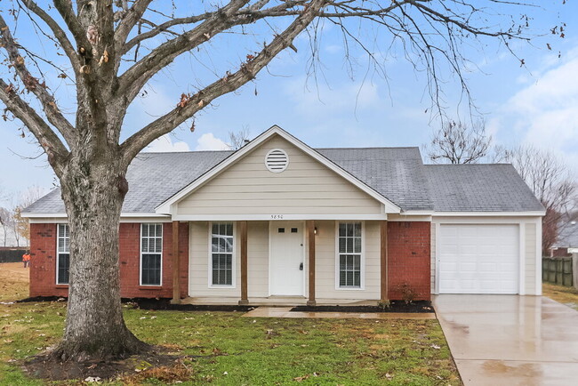 Building Photo - 5850 Waverly Dr