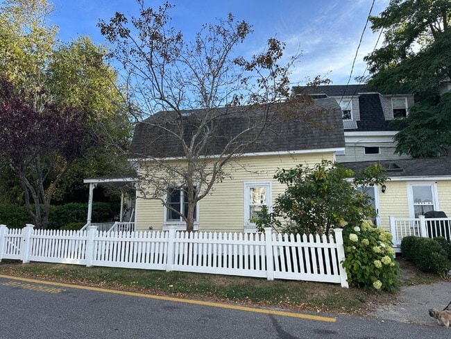 Photo - 2BR WINTER RENTAL, Fully Furnished– Heat Included, Near Downtown Kennebunkport