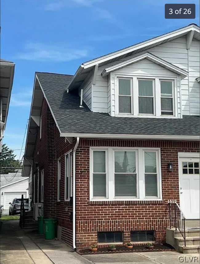 Photo - 1915 W Livingston St Unit #1