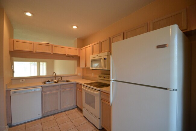 Photo - 531 Steeplechase Ln