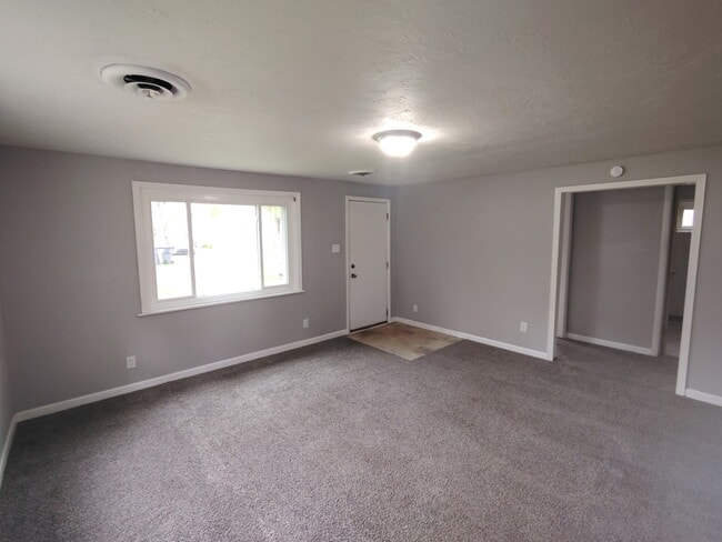 Photo - 608 Ellenhurst Dr