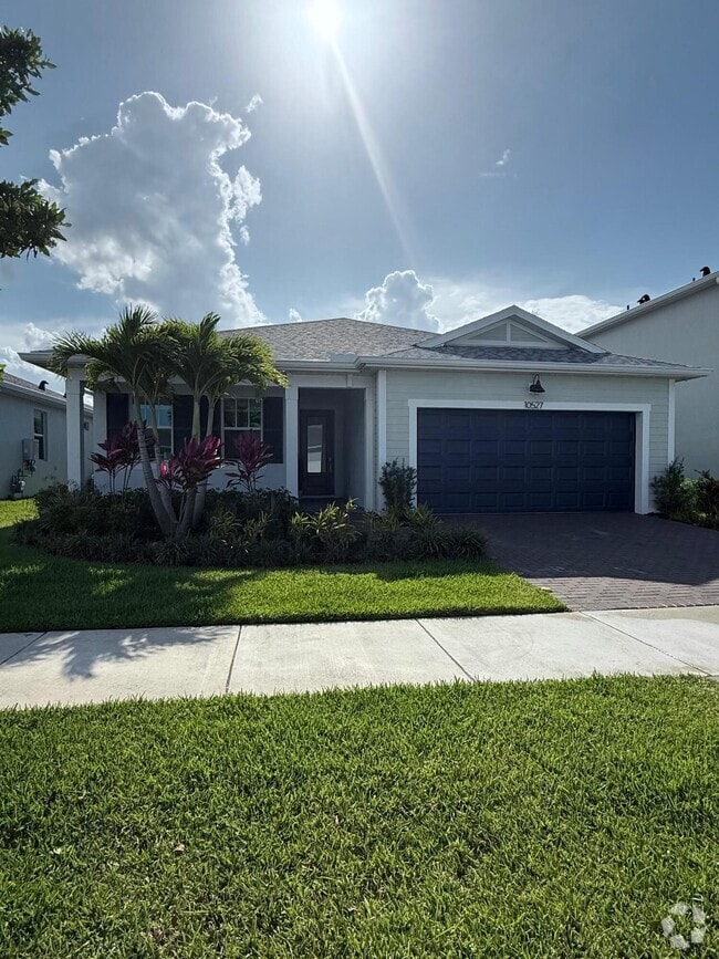 Building Photo - 10525 SW Orana Dr Rental