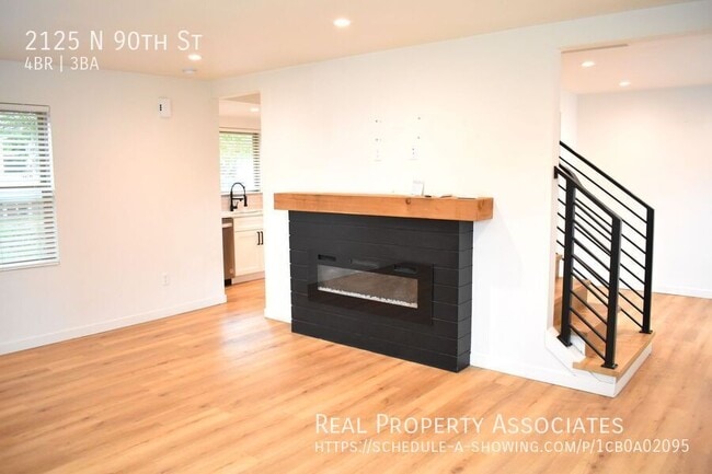 Photo - 2125 N 90th St
