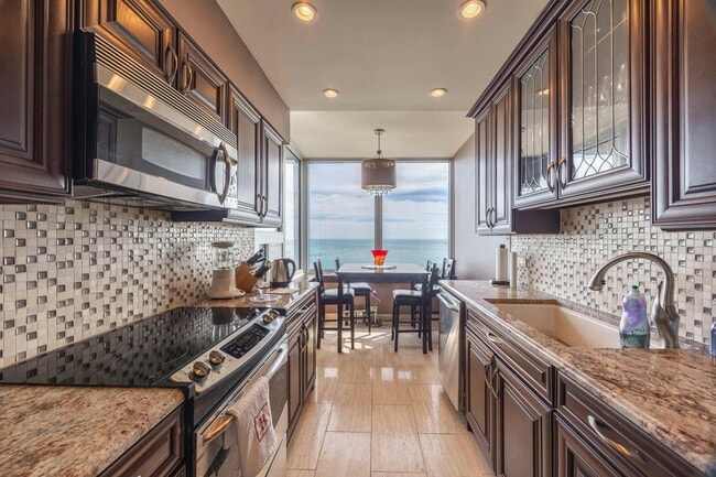 Photo - 1300 N Lake Shore Dr Unit 10B