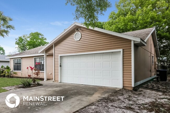 Photo - 1301 SW Chase Rd