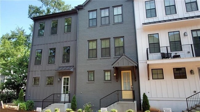Building Photo - 117 Chestnut Cir Rental