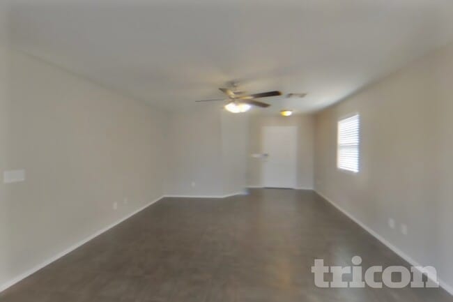 Photo - 13301 E Primrose Ln