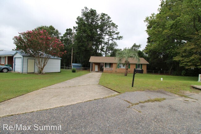 Photo - 3 br, 1 bath House - 2412 Hunt Club Court