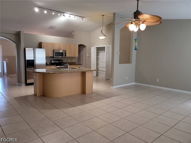 Photo - 1702 NE 33rd St