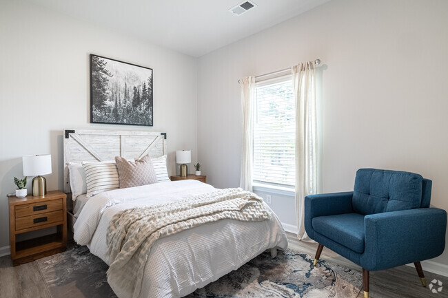 Interior Photo - Benton Grove Rental